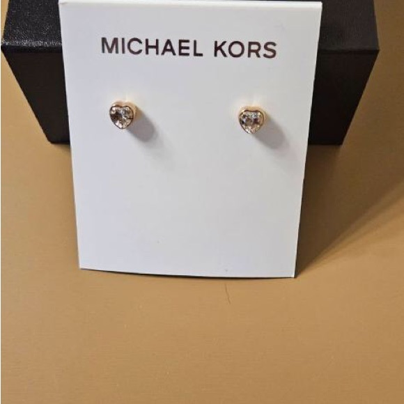 NWT Michael Kors rose gold crystal heart earrings 🤍 - Picture 2 of 4